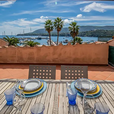 Il Mare In Terrazza Apartment *