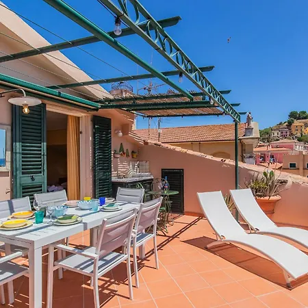 Il Mare In Terrazza Апартаменты *