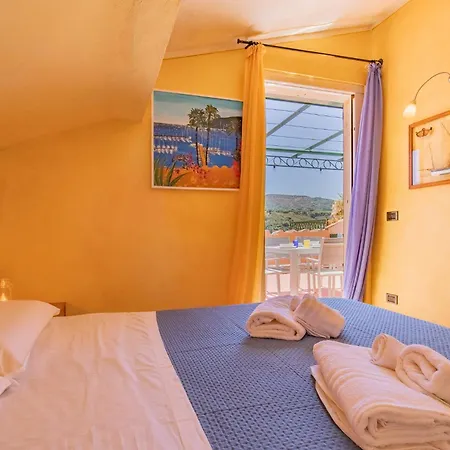 Appartement Il Mare In Terrazza Porto Azzurro